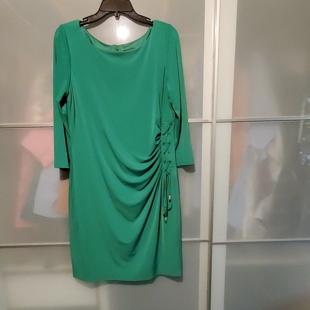 Green dress with side tie